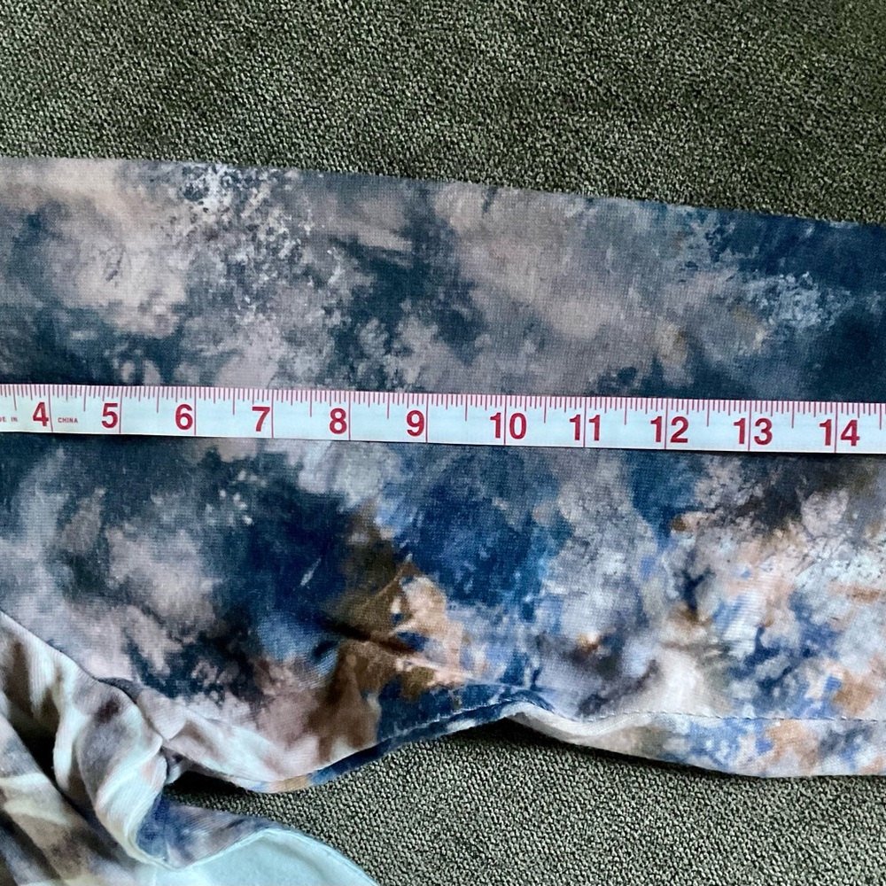 CJ Banks Graphic Tunic - Picture 5 of 5